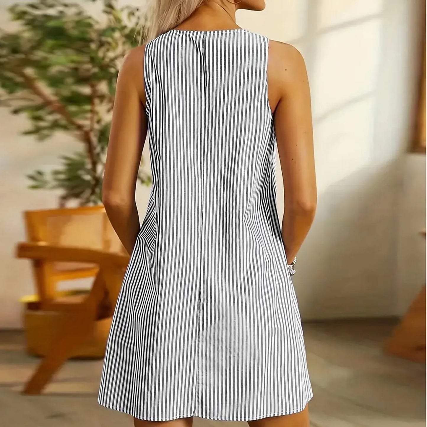 Summer Fashion Stripped Patchwork Commuting U-Neck Sleeveless Pockets Back Button Casual Straight Slimming Mini Dress For Women
